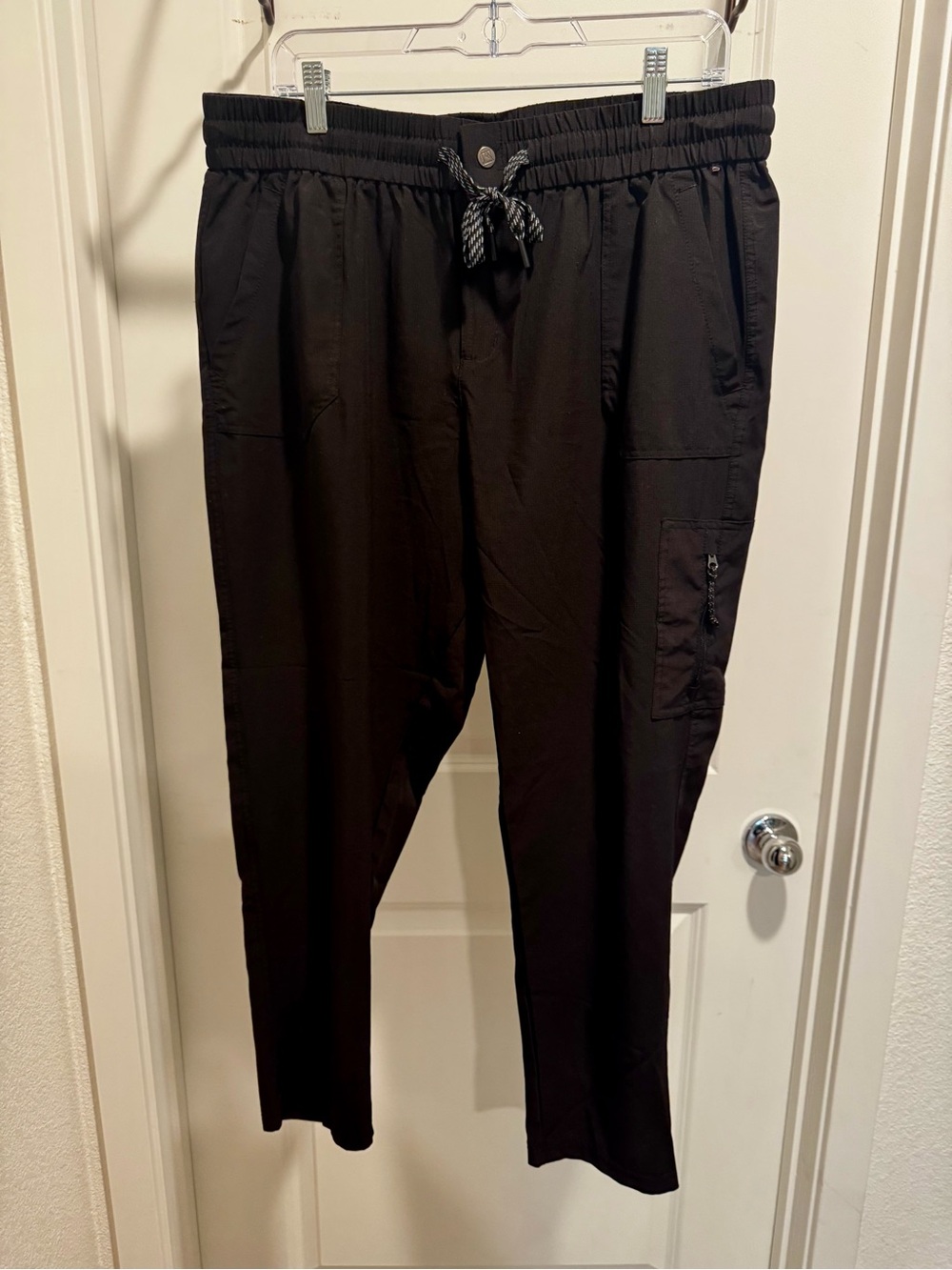 Avalanche Outdoor Supply Co Black Joggers Women - XL
